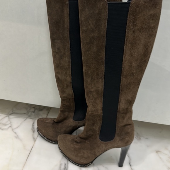 Made In Italy Pure Suede classy Leather Knee high Boots with 4.5 inch heel!NWOT! - Picture 11 of 12